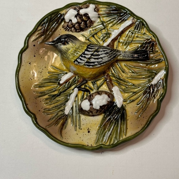 Ganz Song Bird 3D Wall Hanging Snow Covered Pine Tree - Picture 1 of 5